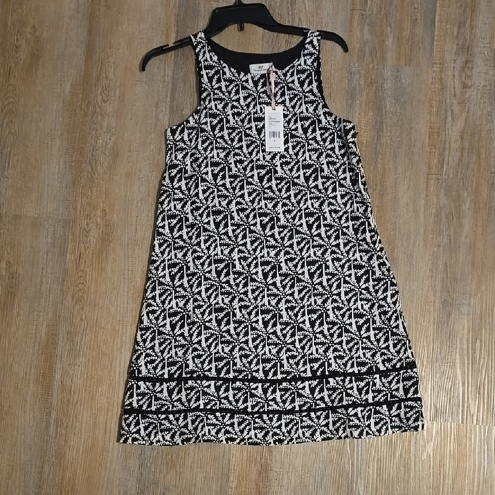 Black and White Patterned Sleeveless Dress